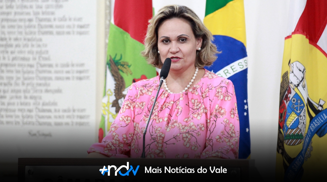 “Saúde mental dos idosos não pode ser esquecida”, alerta vereadora Cristiane Loureiro