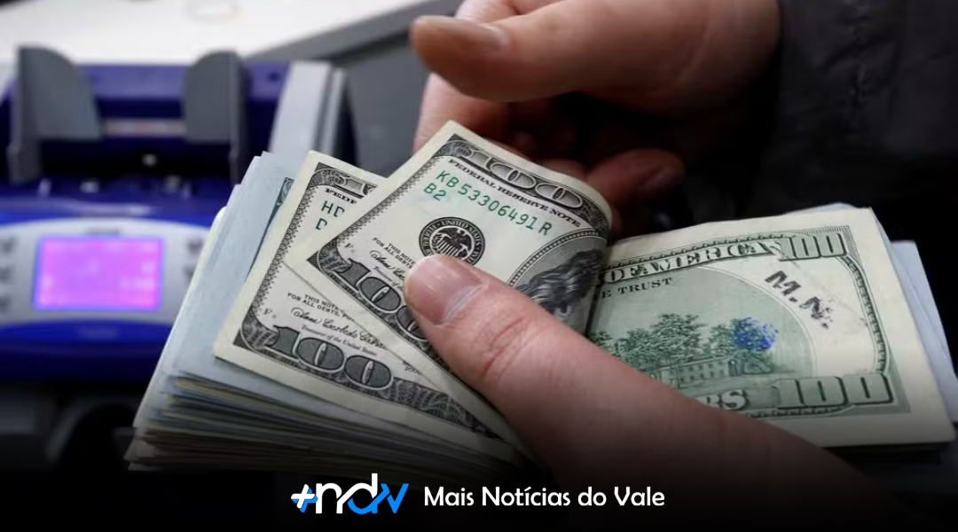 Bolsa atinge maior nível em quase um mês, após Trump suavizar discurso