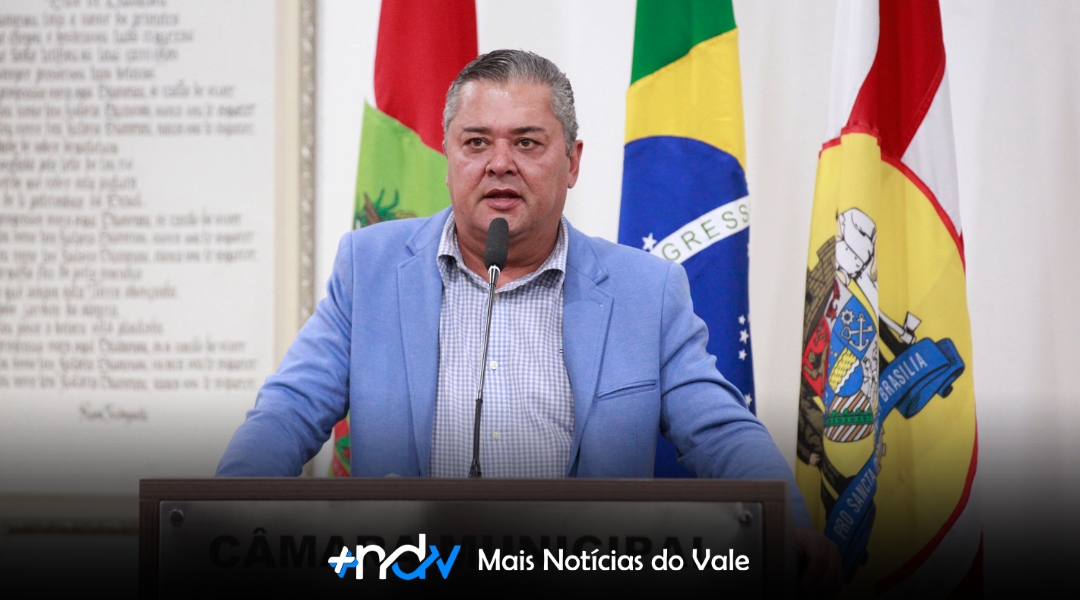 Almir Vieira defende comerciantes e pede diálogo antes da retirada de vagas de estacionamento