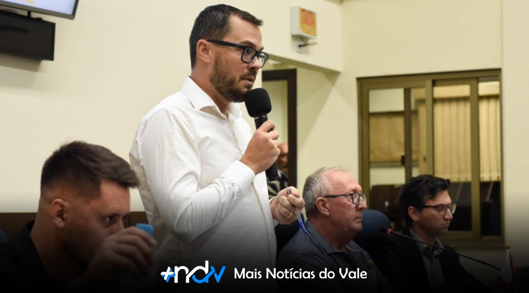 Vereador Jonatas Rosenbrock critica judicialização e acusa rivalidade eleitoral em Indaial: “Eleição se ganha nas urnas”