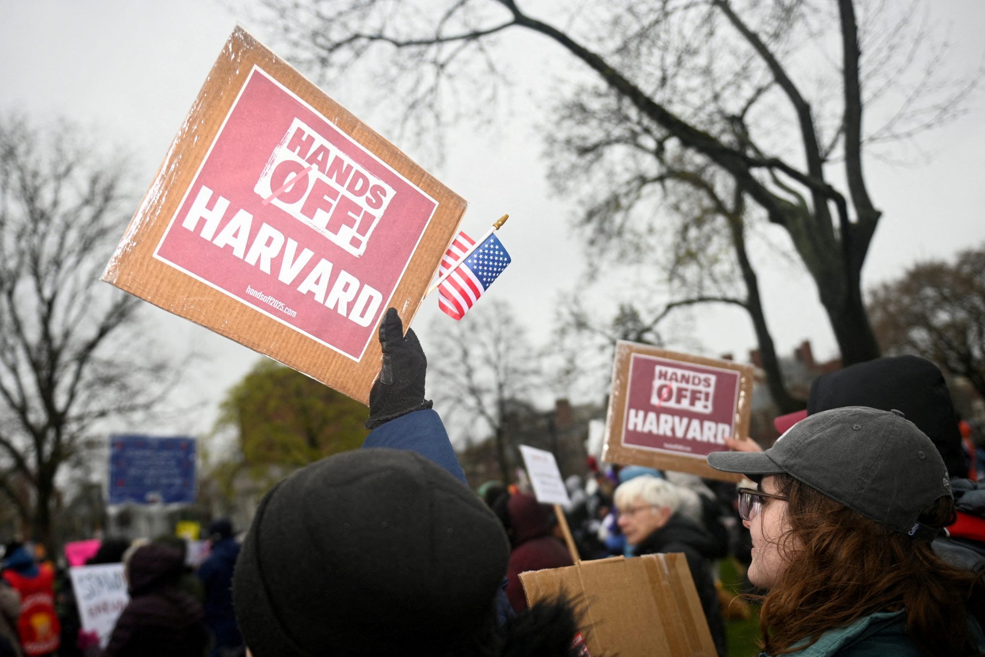 Governo Trump pede para Receita retirar isenção fiscal de Harvard e fazer universidade pagar impostos, dizem jornais | Mundo