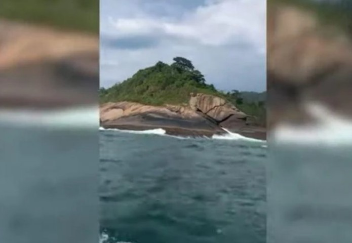 Bombeiros procuram por três desaparecidos após naufrágio no Rio