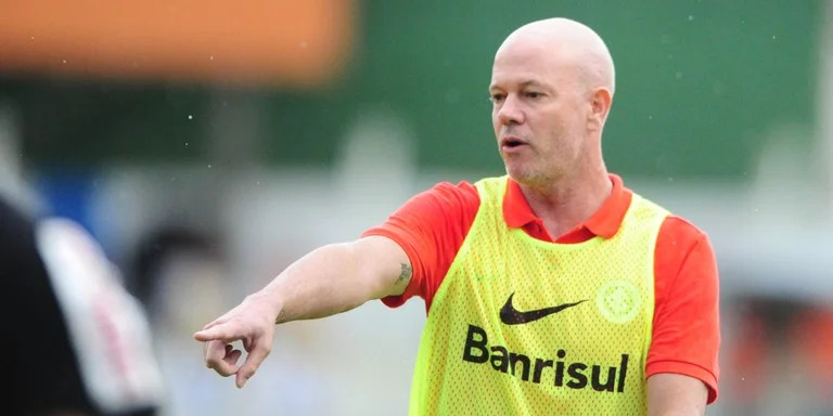 Zago assume possível adversário do Inter na Copa do Brasil