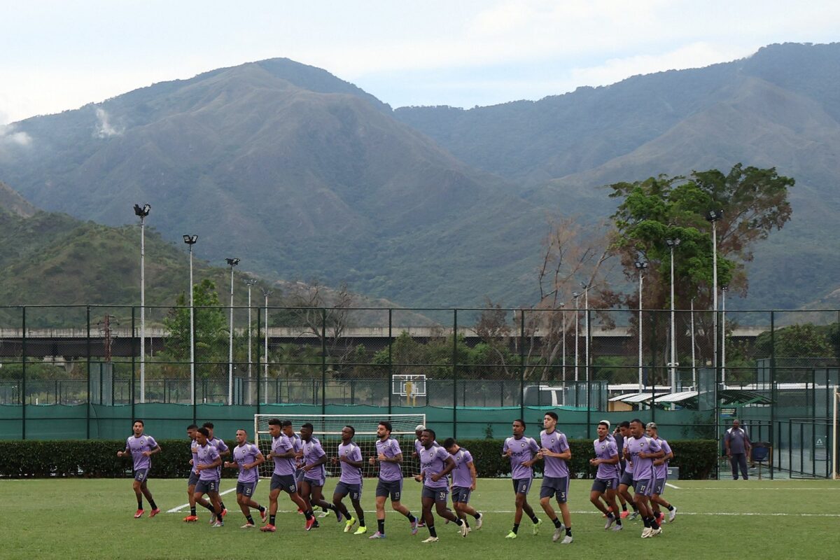 Como chega o Botafogo para o duelo com o Inter