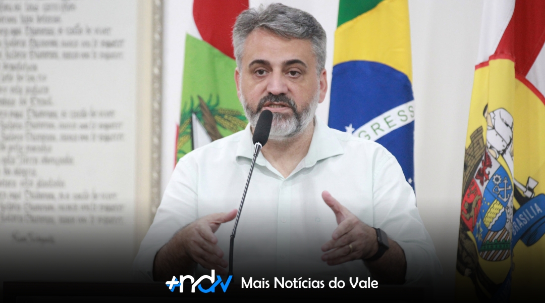 Vereador cobra implantação do Cartão Gestão Escola e critica reunião sobre reajuste da água