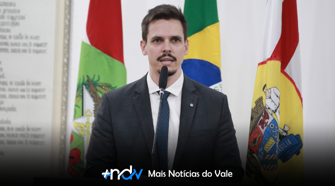 Bruno Win cobra transparência na Agir e critica ausência de diretor na Câmara