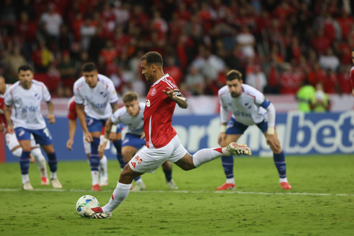 Inter recebe procura de clubes da MLS por Alan Patrick