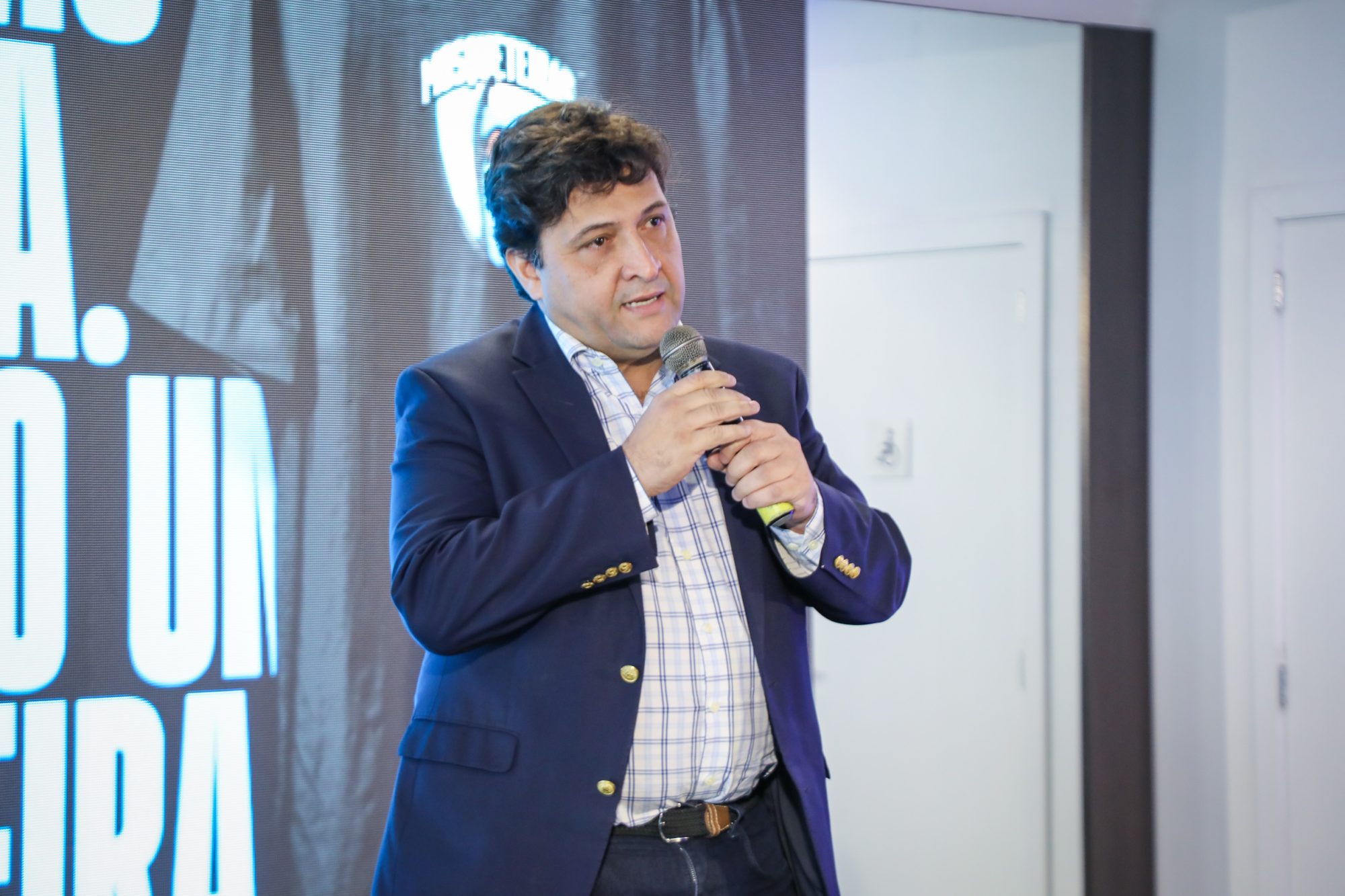 Os 45 reforços contratados pelo Grêmio na gestão Alberto Guerra e o valor investido