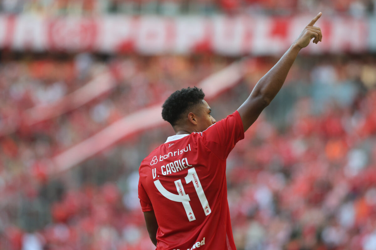 Victor Gabriel desperta interesse de clube brasileiro