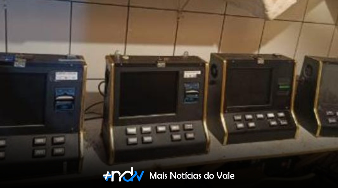 Máquinas caça-níquel são apreendidas em bar de Indaial