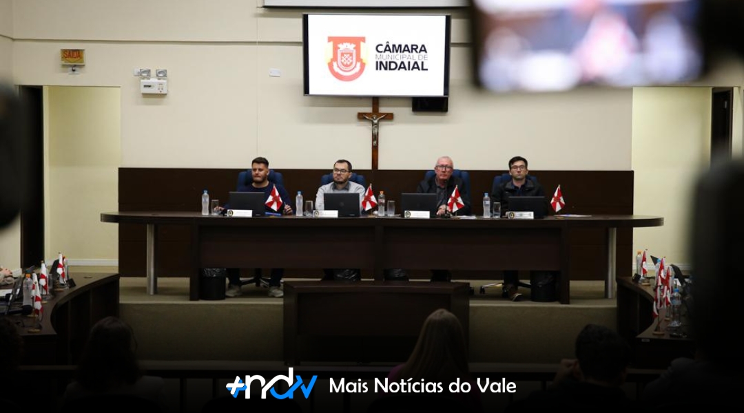 Indaial aprova uso compartilhado de ônibus oficial entre secretarias e fundações