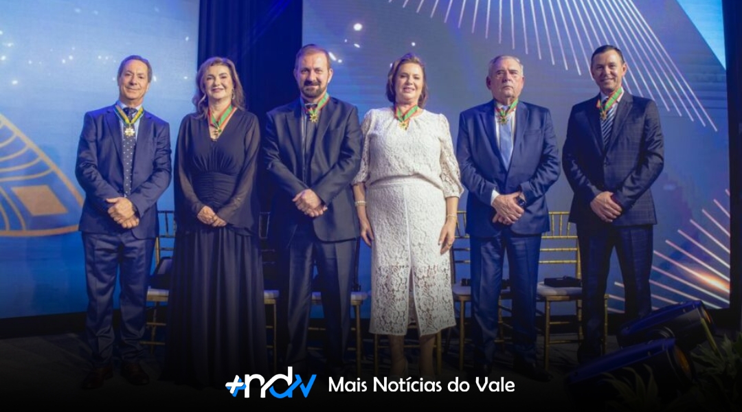 Indústria catarinense celebra sua força com homenagens a grandes nomes do setor