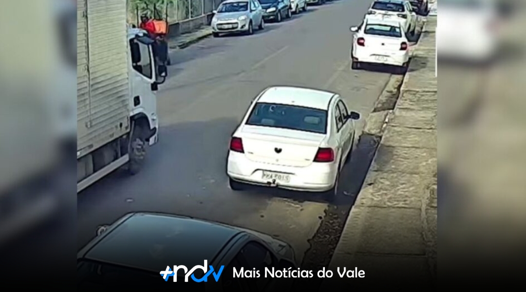 Bebê morre atropelado por caminhão enquanto estava em bicicleta com a mãe em Sombrio