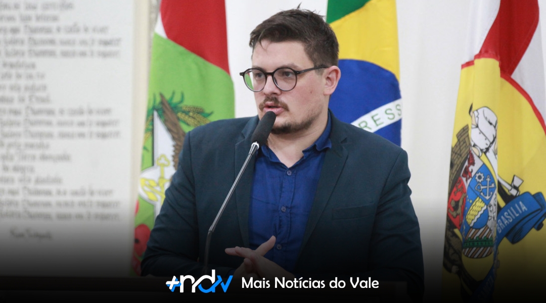 Bruno Cunha destaca apoio à cultura geek, causa animal e atuação comunitária em Blumenau