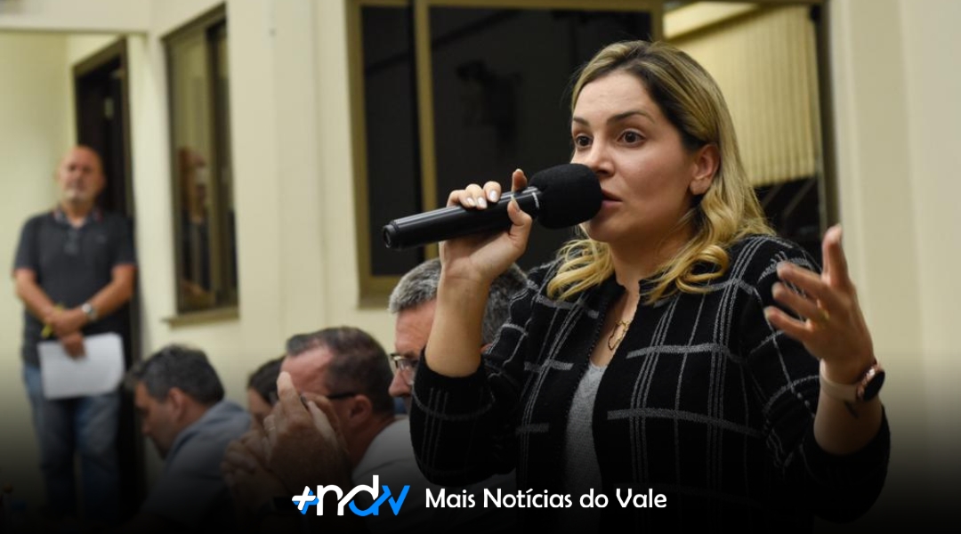 Vereadora Fernanda defende envio do caso da merenda ao Ministério Público