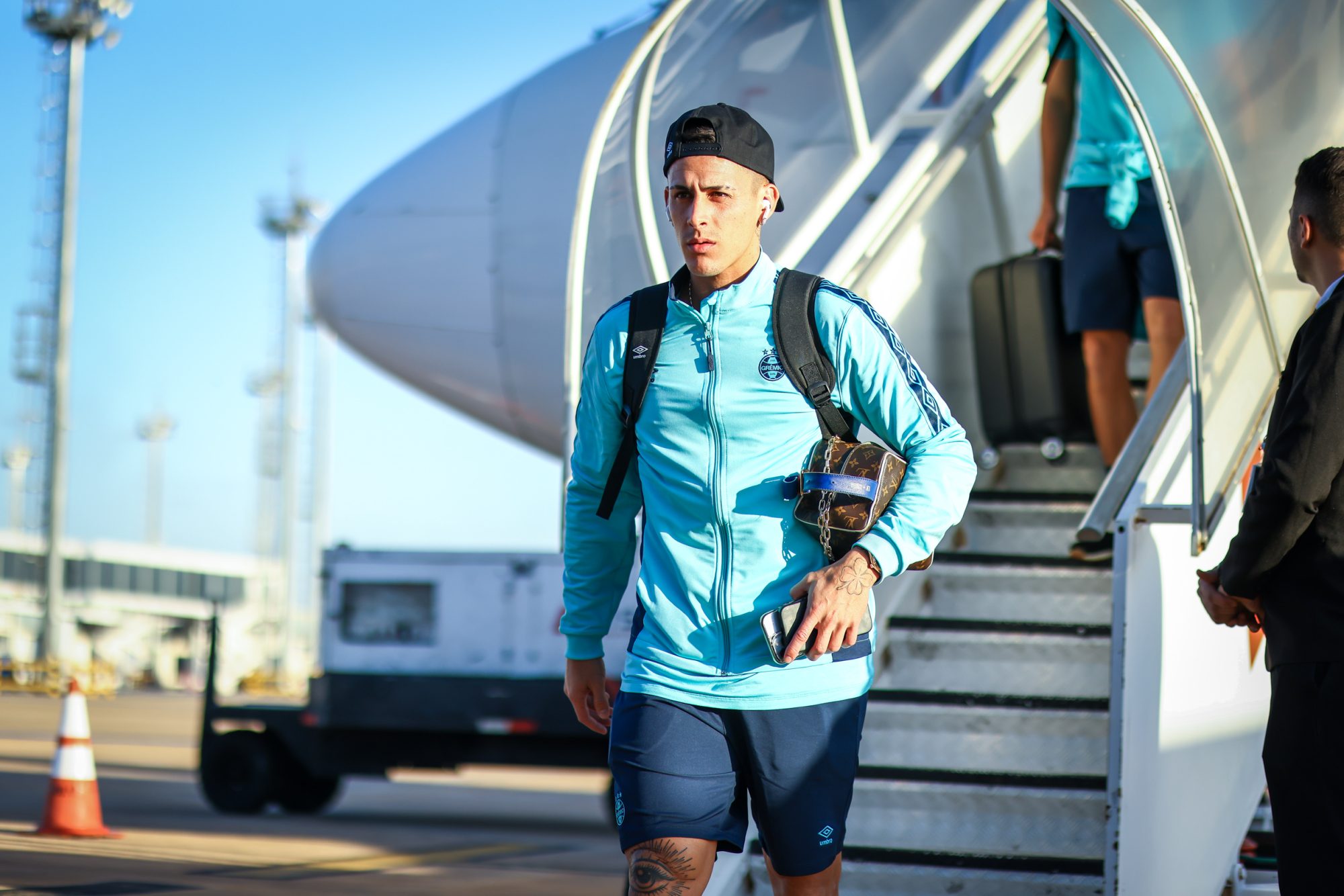 Grêmio oferece Pavón para clube do Brasileirão; entenda