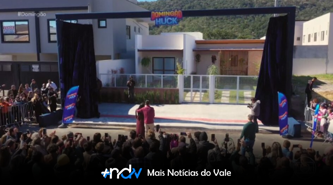 Família de SC que doou órgãos do filho ganha casa nova no Domingão com Huck
