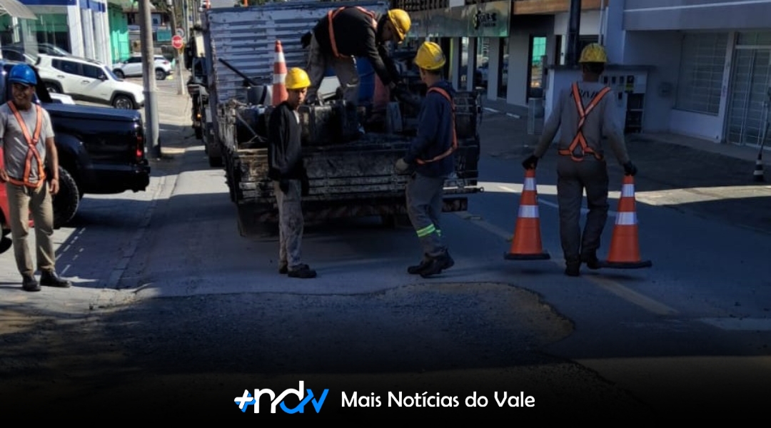 Indaial intensifica operação tapa-buraco em ruas da cidade