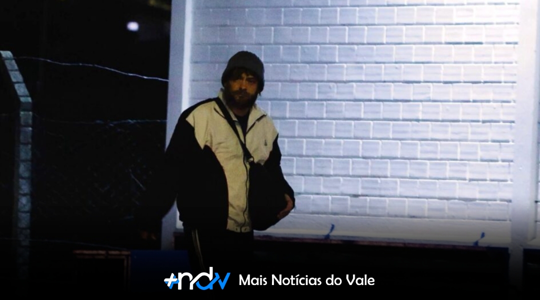 Prefeito de Criciúma vive 24h como morador de rua para repensar políticas públicas