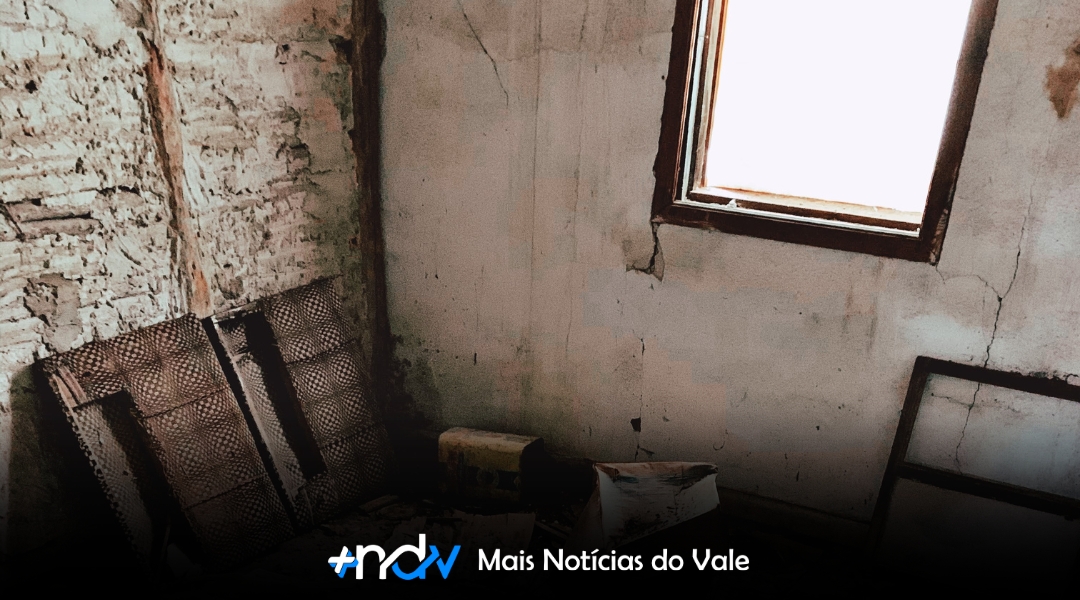 Crianças são resgatadas sozinhas e em condições precárias em apartamento de Itapema