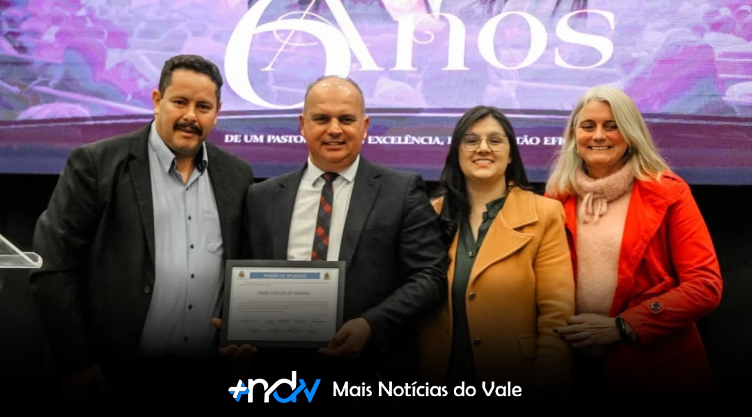 Câmara de Vereadores homenageia Pastor Joede Moraes pelos seis anos como presidente da Assembleia de Deus de Taió