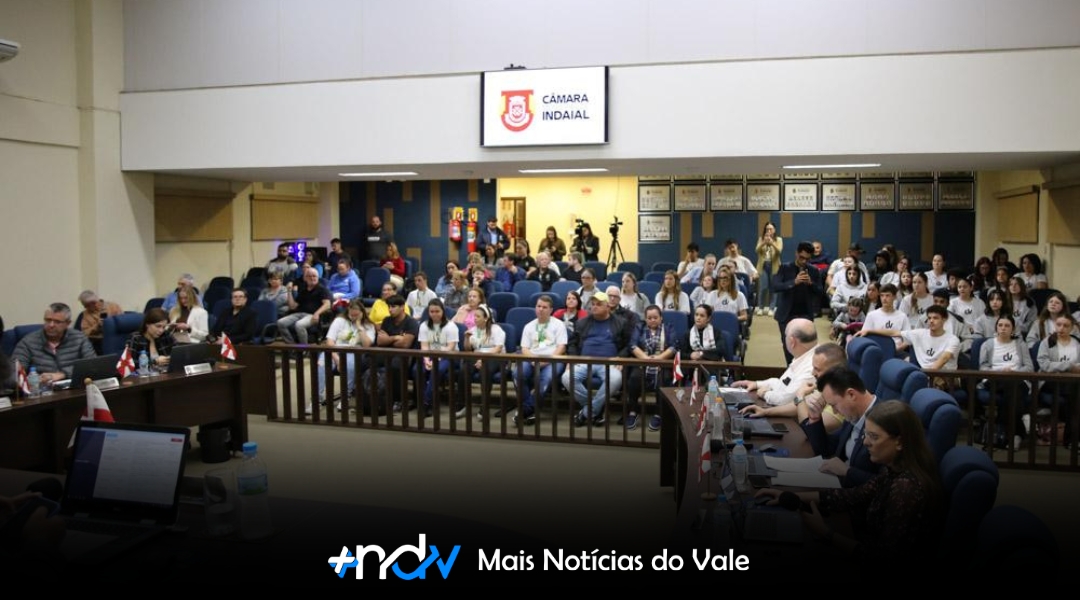 Câmara de Indaial discute pautas de saúde, educação, infraestrutura e homenagens em sessão ordinária