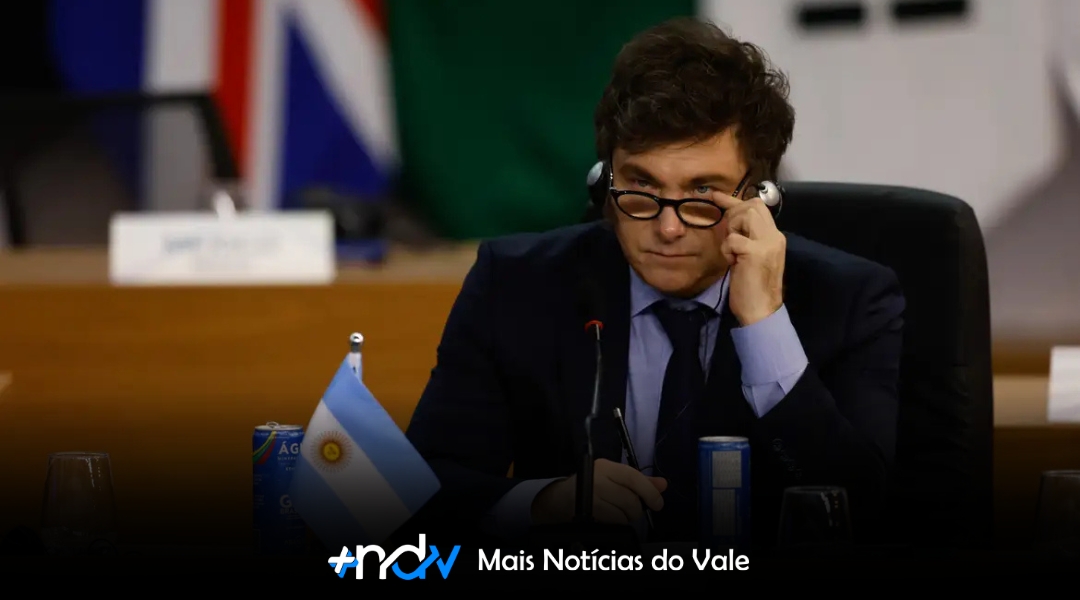 Governo Milei diz ‘ainda’ não ter recebido pedido de asilo de Bolsonaro