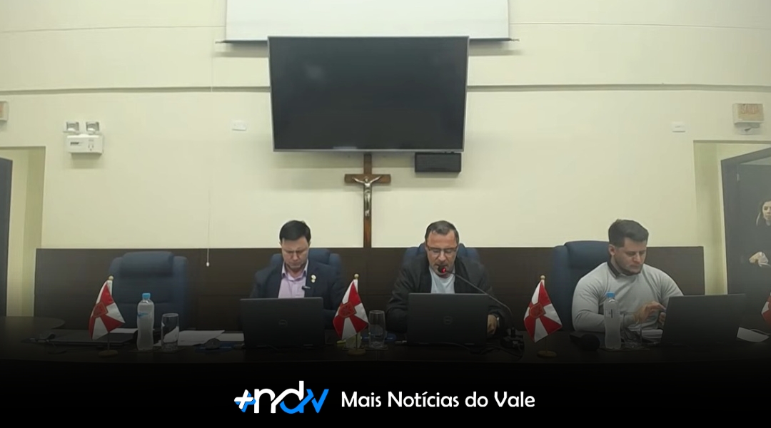 Embate na CEI da Merenda em Indaial: Diogo Pinho chama Lúcio Vanderlinde de ‘bobo da corte’