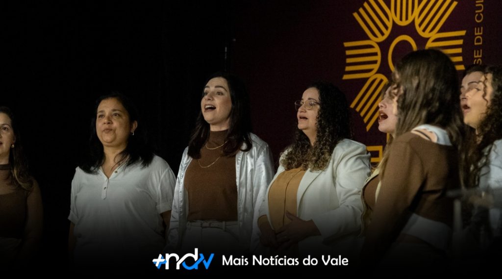 Uma noite de vozes em harmonia