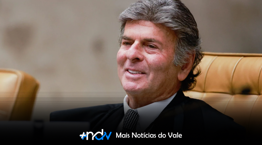 Fux vota pela absolvição de Bolsonaro em cinco crimes ligados à trama golpista