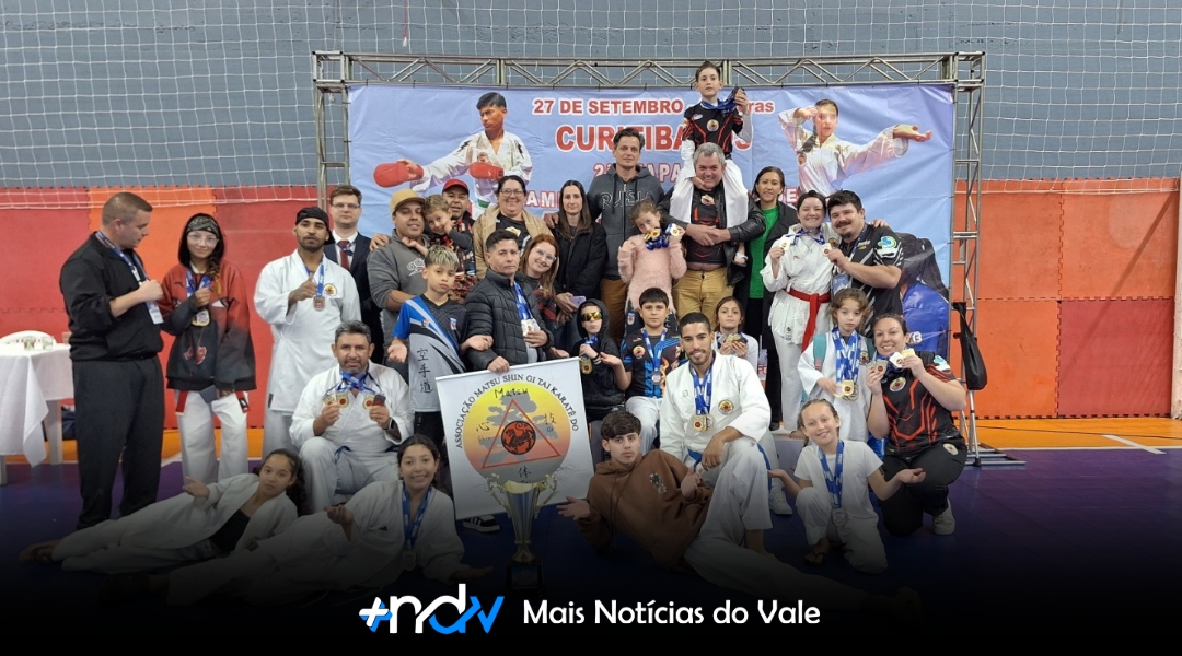 Karatê de Indaial brilha no Estadual FKSC