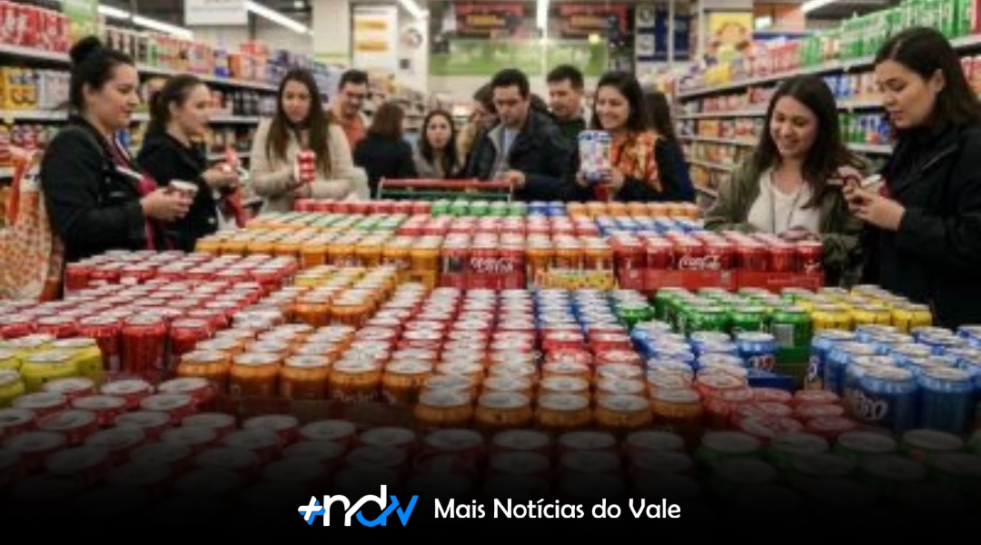 Refrigerante clássico dos anos 80 faz retorno triunfal com nova fórmula saudável