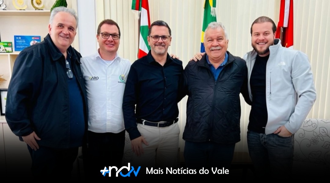 Ex-Vereador Santo Antônio deixa gabinete do Deputado Mauro Nadal de Cunha Porã no Extremo Oeste à disposição do prefeito Silvio César
