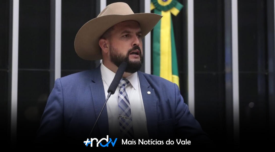Conselho de Ética analisa suspensão de Zé Trovão por motim na Câmara
