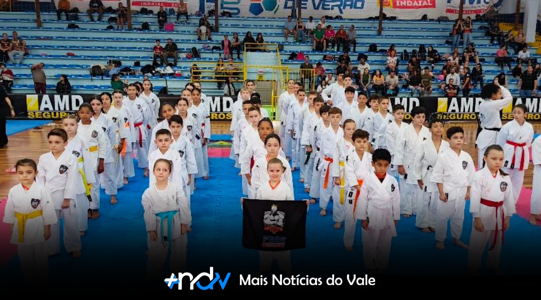 Indaial no topo: Dagurasu conquista o Estadual de Karatê