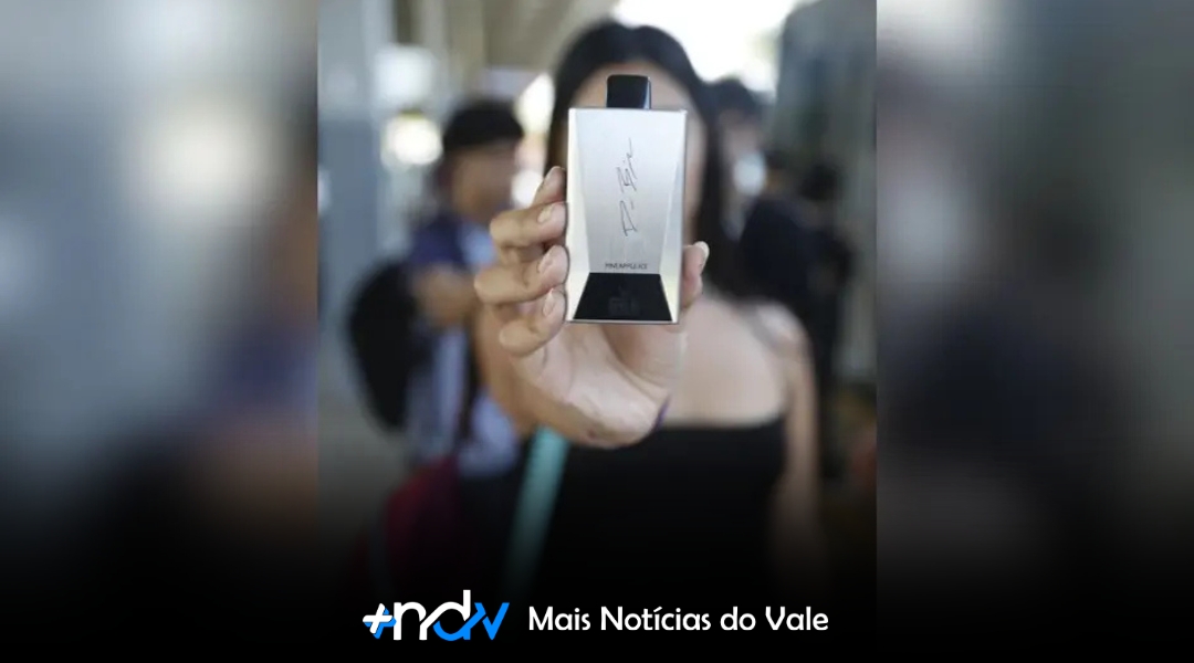 Vício silencioso preocupa especialistas: uso de cigarros eletrônicos cresce entre jovens em SC