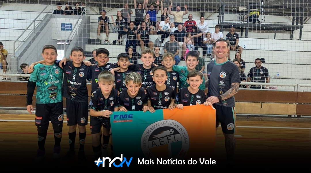 Jovens talentos do futsal de Indaial conquistam vice e semifinal em torneios da região