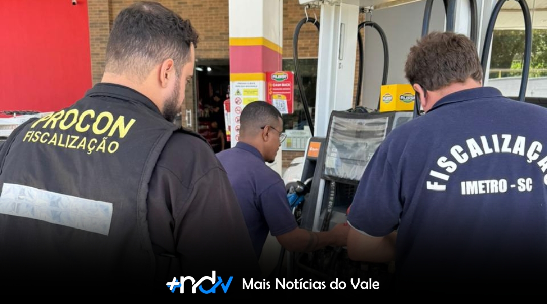 Postos de Indaial passam por fiscalização surpresa em ação conjunta