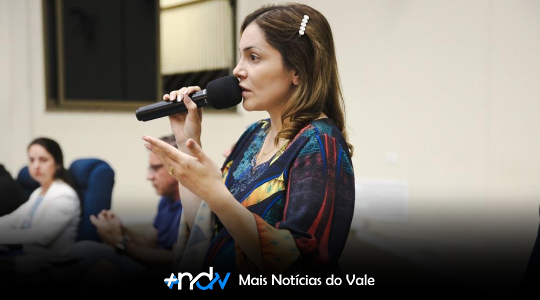 Tensão na Câmara de Indaial: vereadora denuncia impedimento de retorno após licença-maternidade