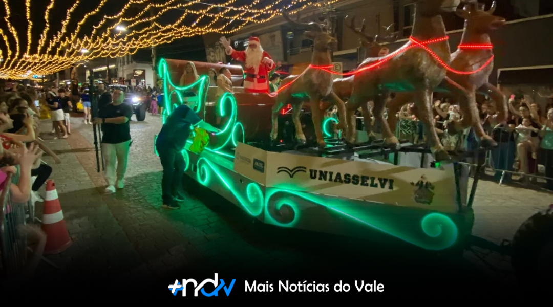 O maior Natal da história toma conta de Indaial