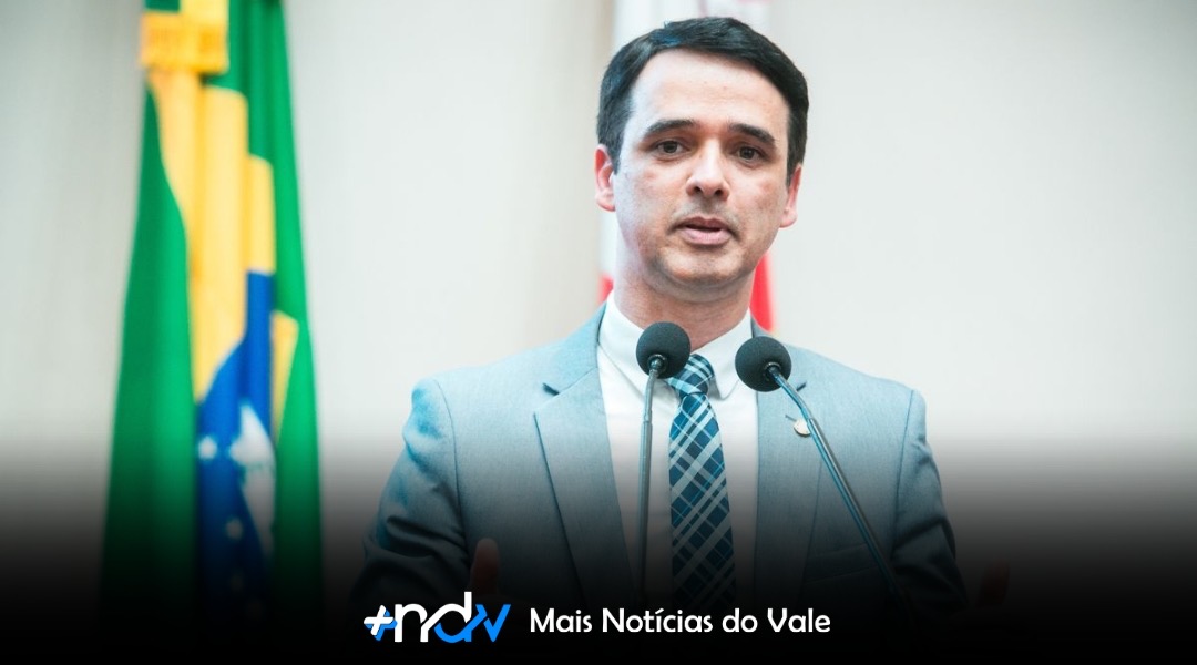 Retrospectiva 2025: Marcos da Rosa consolida mandato com leis sociais e milhões em emendas em Santa Catarina