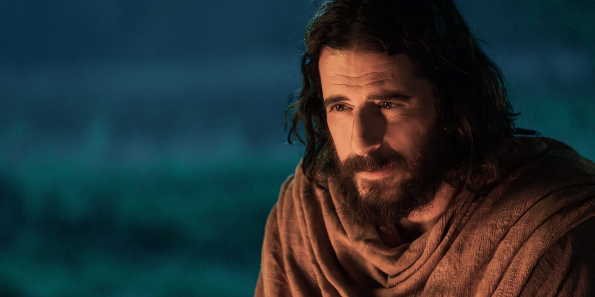 Ator principal de “The Chosen” diz que ateus se converteram através da série