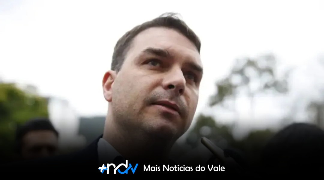 Após lançar candidatura, Flávio sinaliza possibilidade de desistência e cita “preço” para recuar