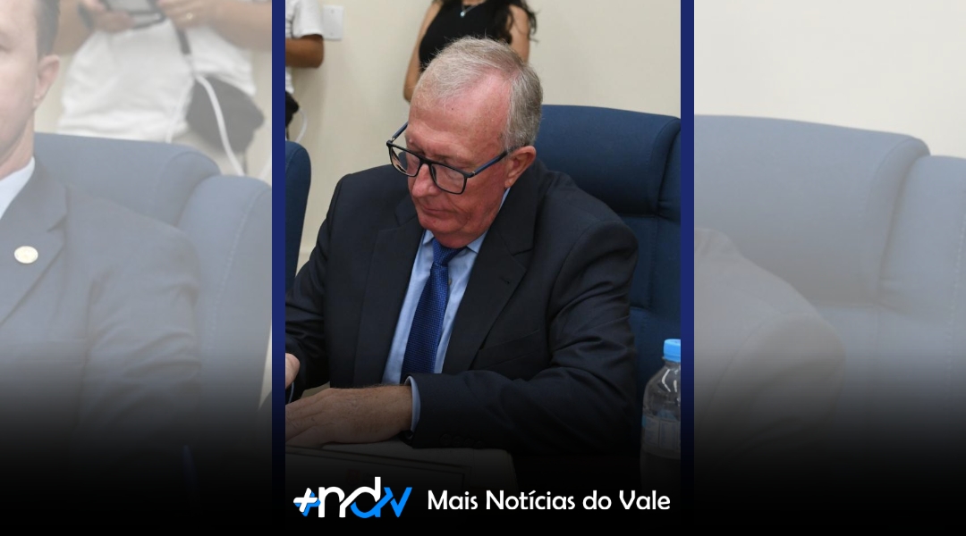 Vereador Valentim critica envio de projetos “em cima da hora” pelo Executivo após rejeição de proposta
