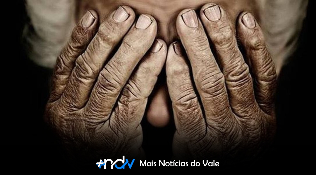 Idosa de 85 anos é espancada pelo próprio sobrinho em Indaial