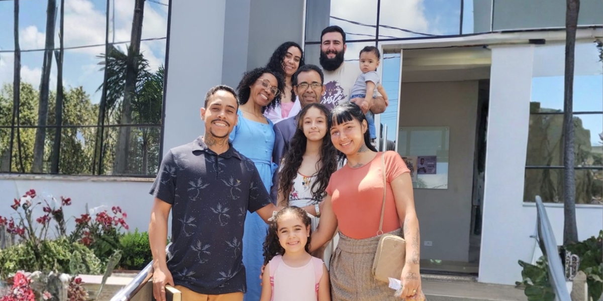 Homem que perdeu 70% da massa encefálica vive milagre e aceita Jesus