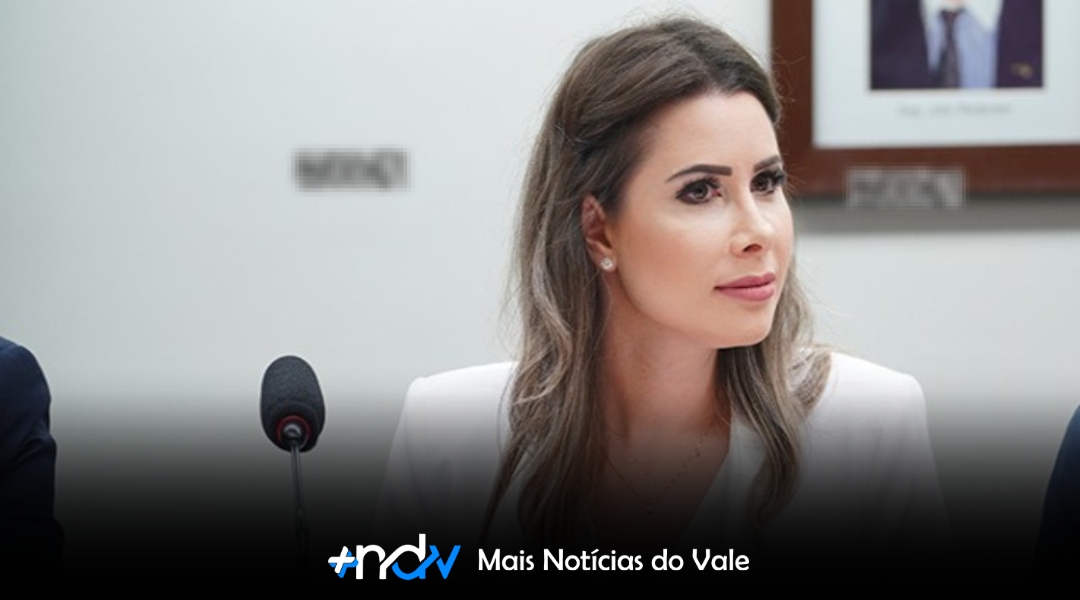 Caroline de Toni reavalia saída do PL e pode seguir no partido em SC