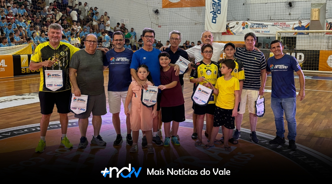 Homenagem ou encenação? Vereador Dudu critica reconhecimento a ex-atletas no Torneio de Verão