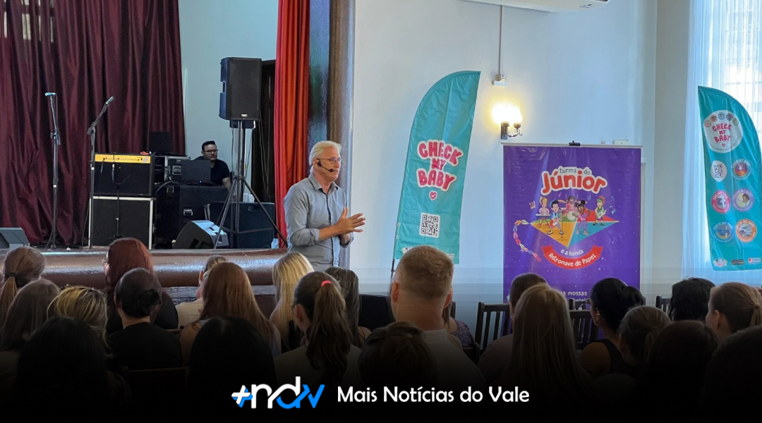 Secretaria de Educação de Indaial realiza abertura do ano letivo para profissionais da rede municipal