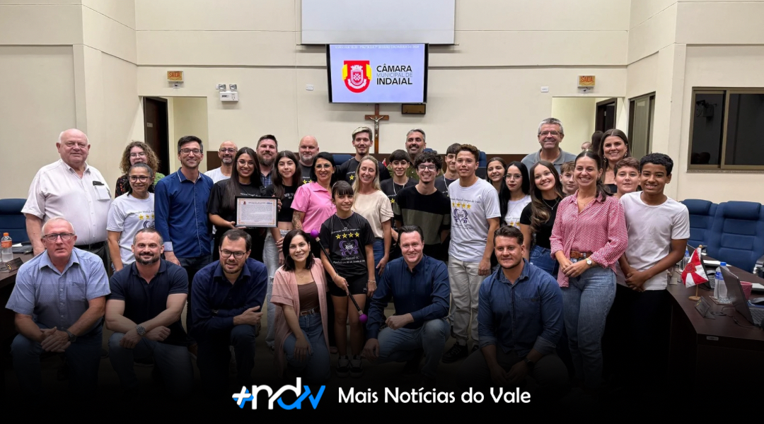 Corporação Musical Amigos do Vale é homenageada por 25 anos de história com moção apresentada pelo vereador Valmir Jordani